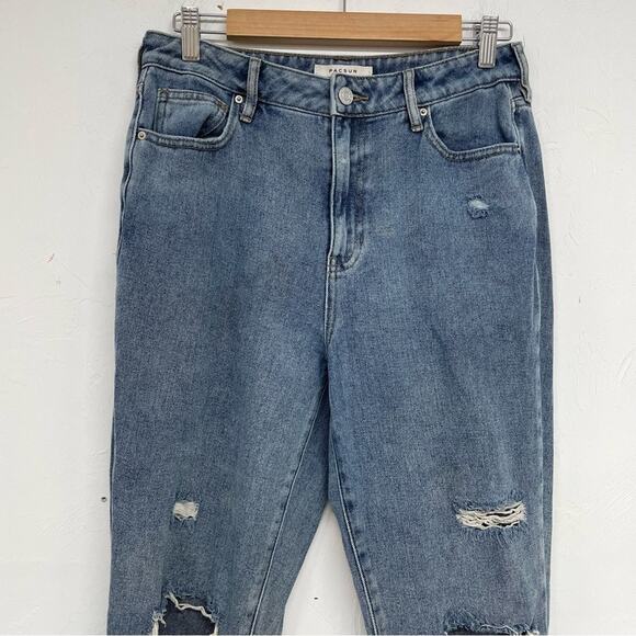 Pacsun Medium Wash High Rise Mom Jeans Womens 28 Short Distressed Blue Denim - Picture 2 of 12